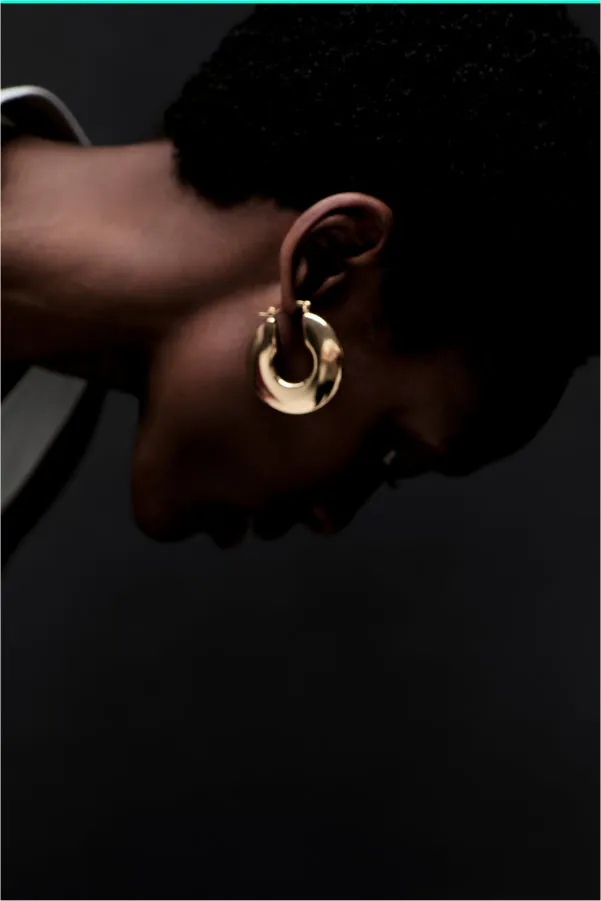 Lennon Earrings :: Gold
