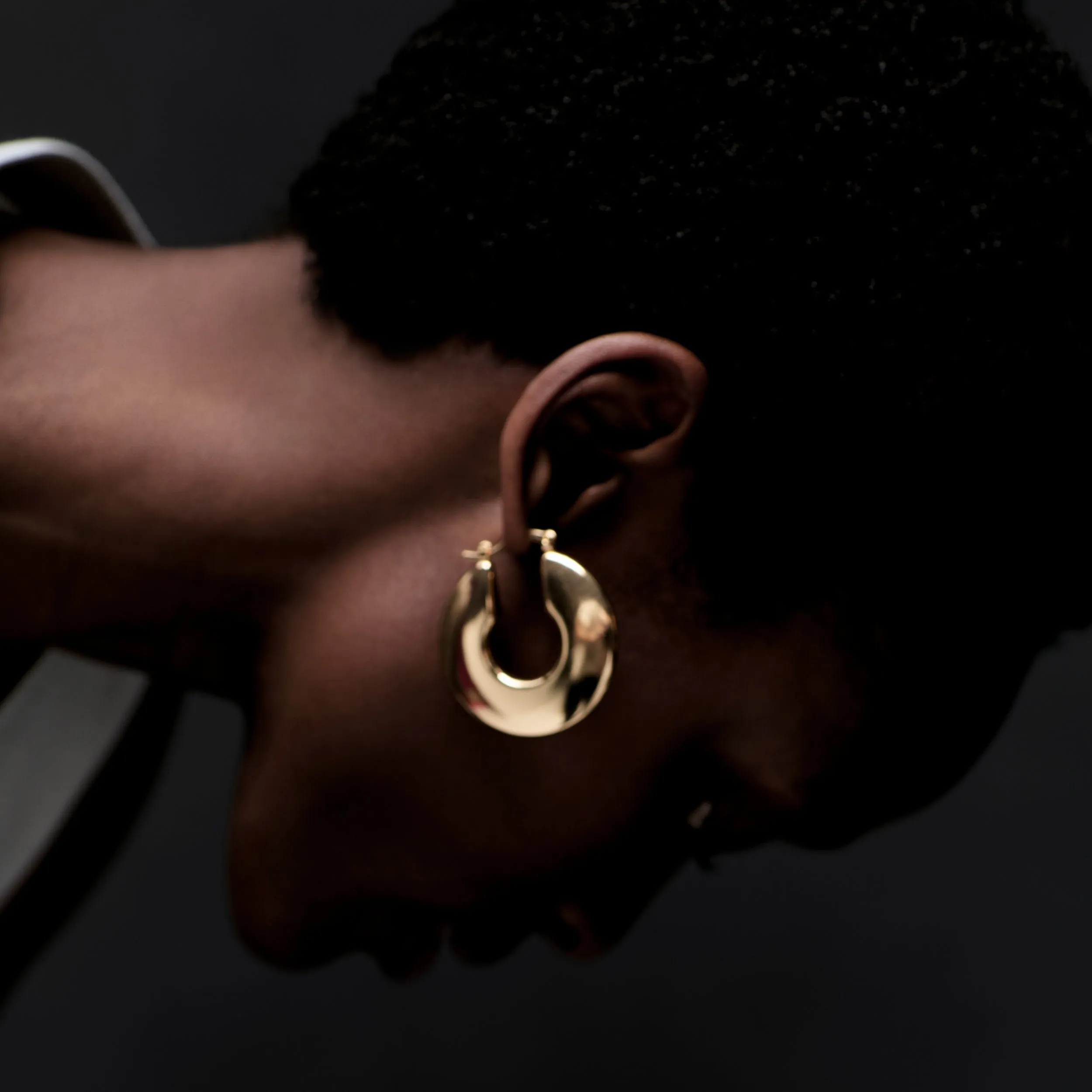 Lennon Earrings :: Gold